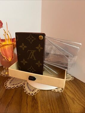 Louis Vuitton Brown Monogram Card & Key Holder with Gold Snap & LV Box.